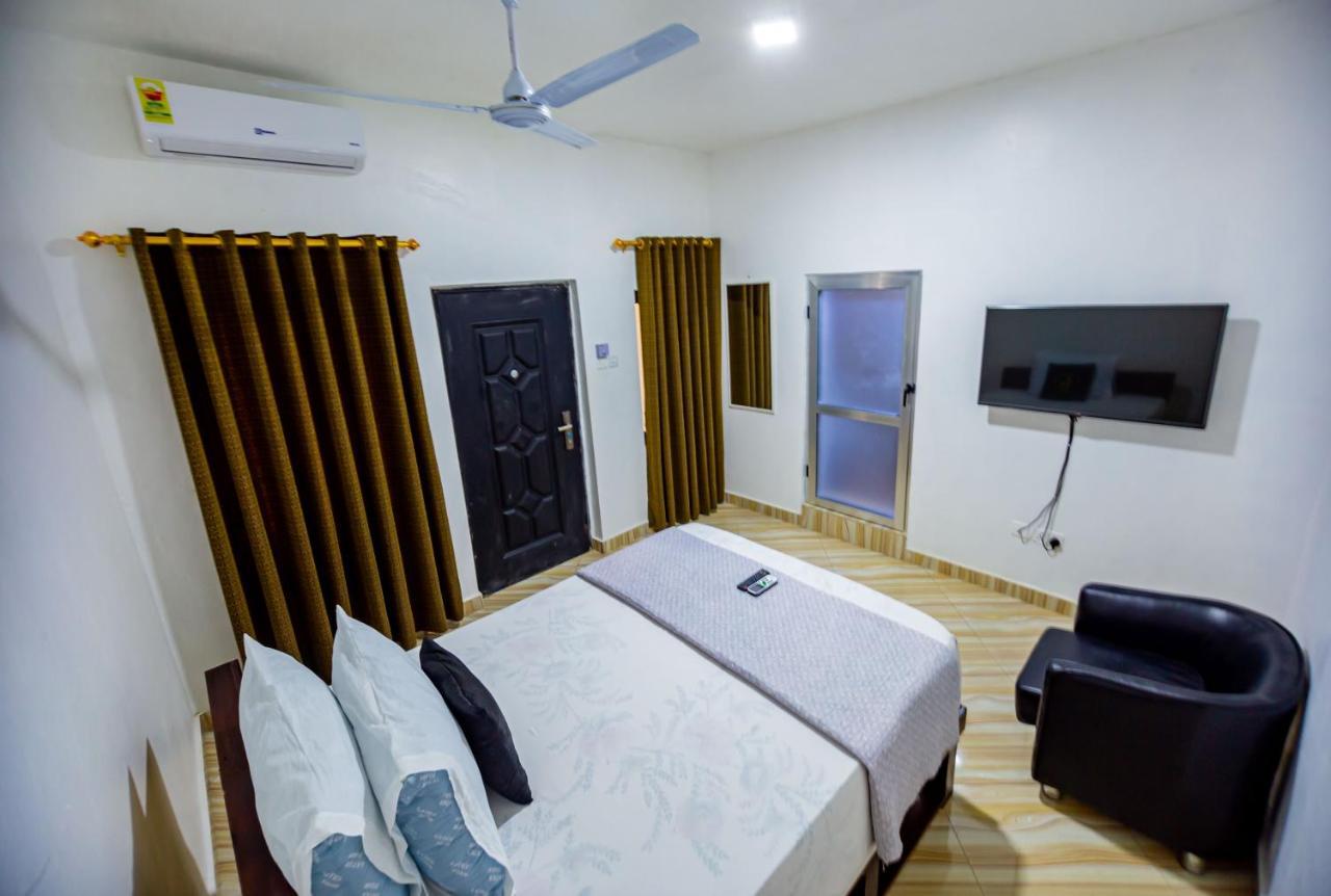 Nap Apartment Hotel Dansoman Dış mekan fotoğraf