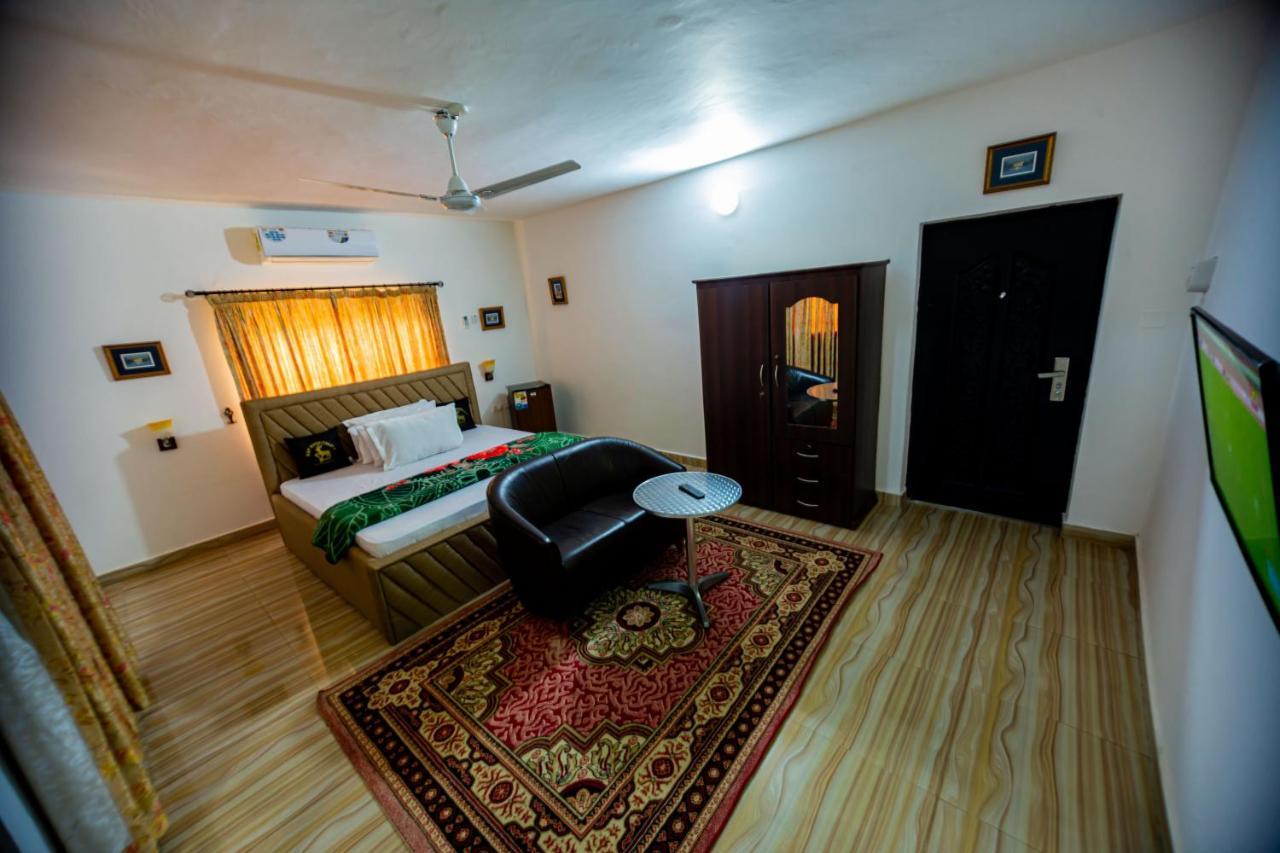 Nap Apartment Hotel Dansoman Dış mekan fotoğraf
