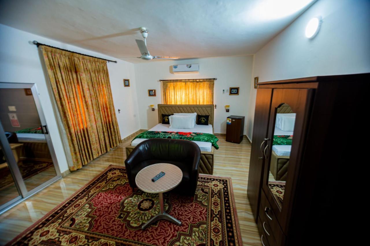Nap Apartment Hotel Dansoman Dış mekan fotoğraf